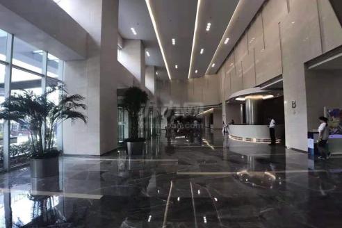 虹口足球场旁,龙之梦广场出租!精装修业主可配家具